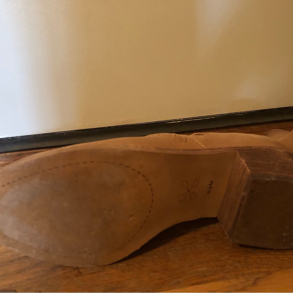 CaslonTan Leather Julian ankle Booties size 6.5 - Picture 2 of 2